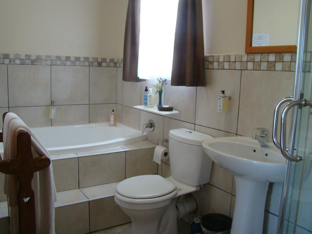 Aqua Marine Pensión Puerto Elizabeth Habitación foto